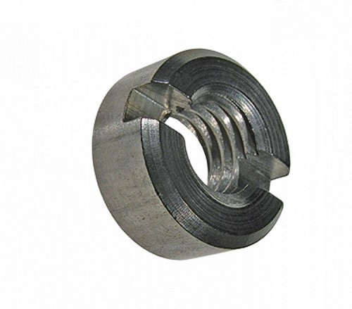 Kruhová matice s drážkou DIN 546 Bez povrchové úpravy