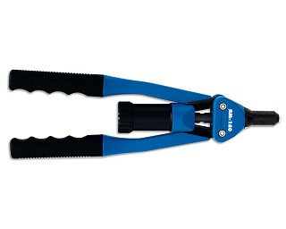 Ruční nýtovací kleště na nýty BM-160